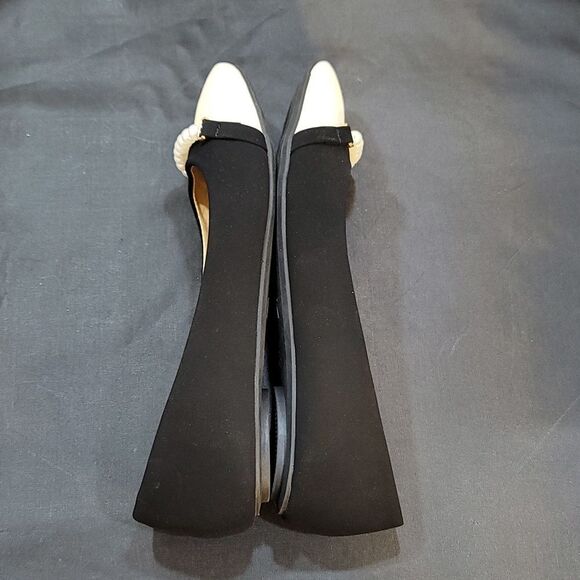 BRAND NEW LYNN COMFORT PEARL EMBELLISHMENTS WOMEN'S FLAT - Picture 11 of 13